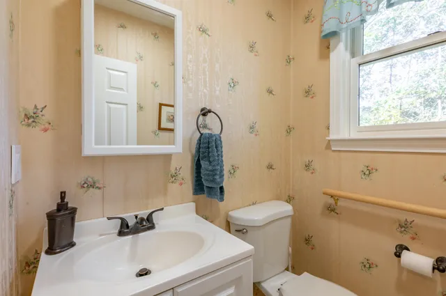 $1,950,000 | 12 Leclair Drive, Hudson, NH 03051