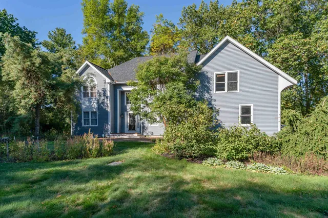 $1,950,000 | 12 Leclair Drive, Hudson, NH 03051