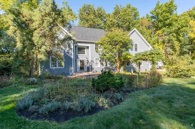 $1,950,000 | 12 Leclair Drive, Hudson, NH 03051