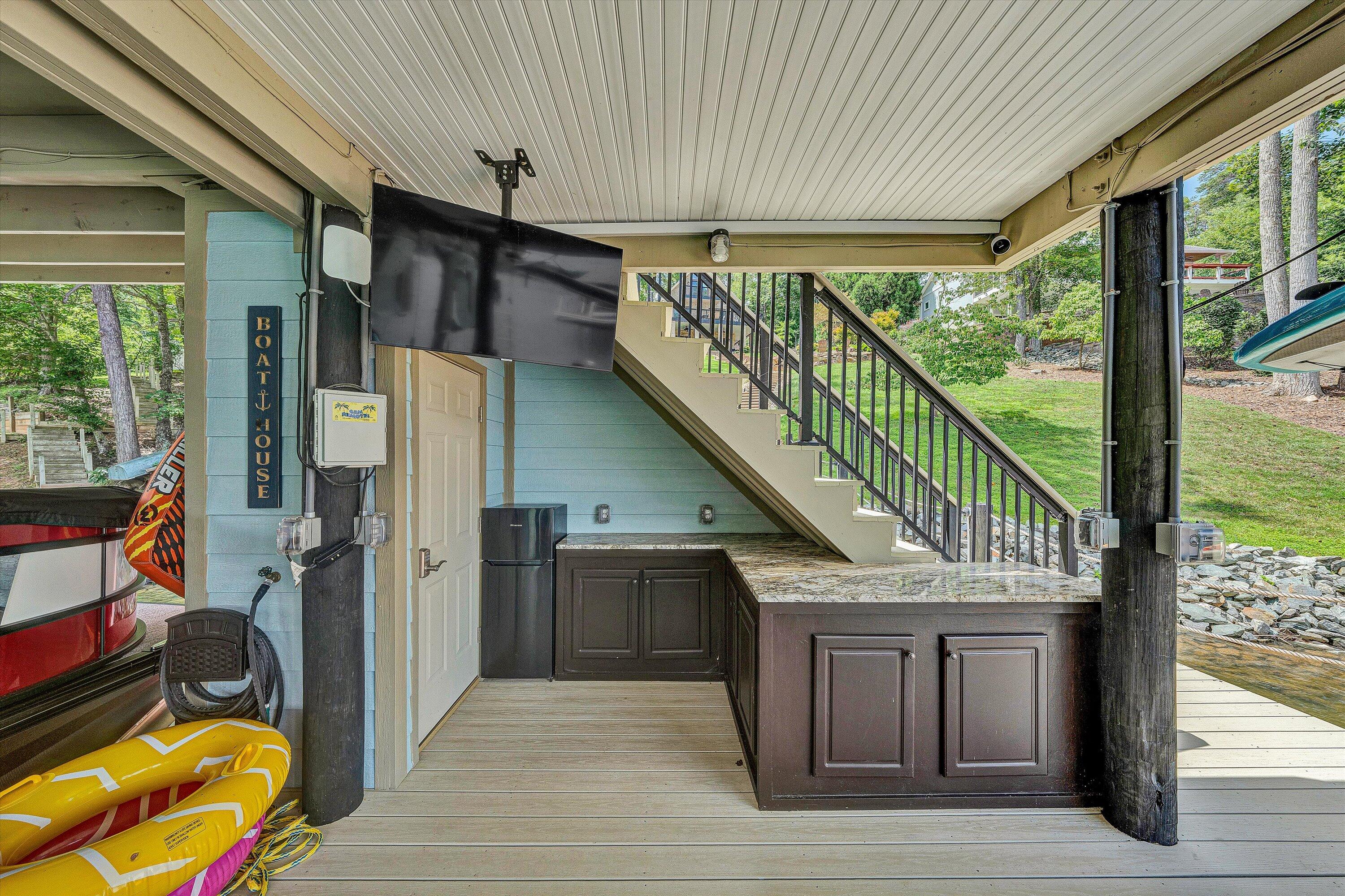 1012 Jefferson Dock Road Penhook, VA 24137 - Photo 33 of 66 33-DSC00421