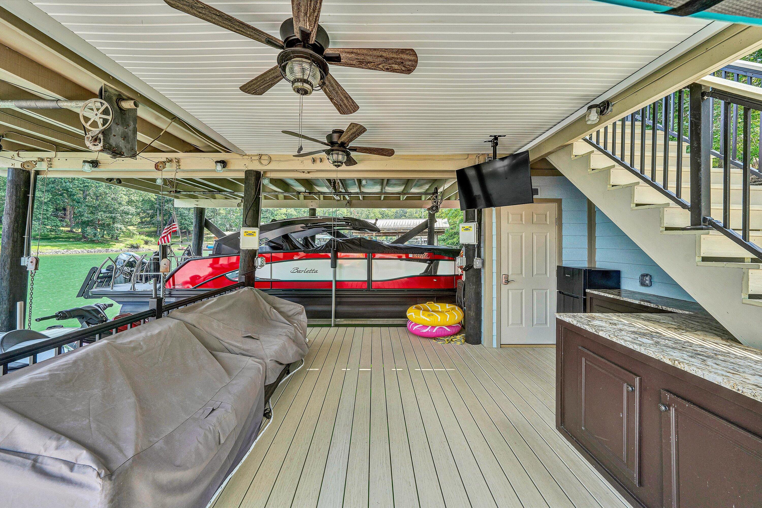 1012 Jefferson Dock Road Penhook, VA 24137 - Photo 34 of 66 34-DSC00418