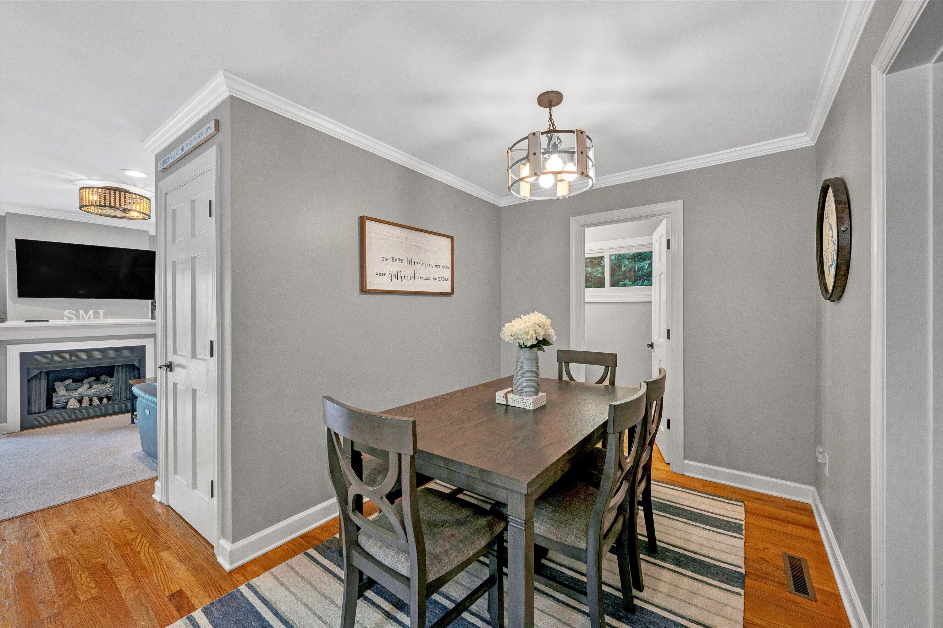 1012 Jefferson Dock Road Penhook, VA 24137 - Photo 6 of 66 Dining Area