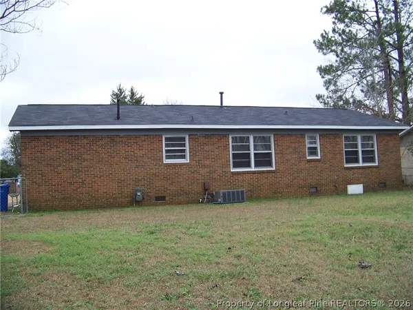 $895 | 320 Bandera Drive, Fayetteville, NC 28303