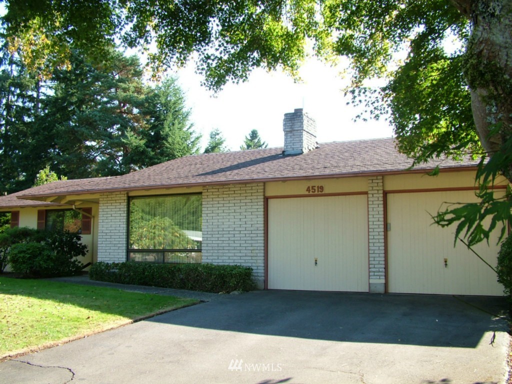 4519 Northeast 24th Street Renton, WA 98059 - Photo 1 of 15 Gallery Image 1