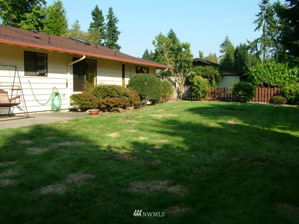 4519 Northeast 24th Street Renton, WA 98059 - Photo 11 of 15 Gallery Image 11