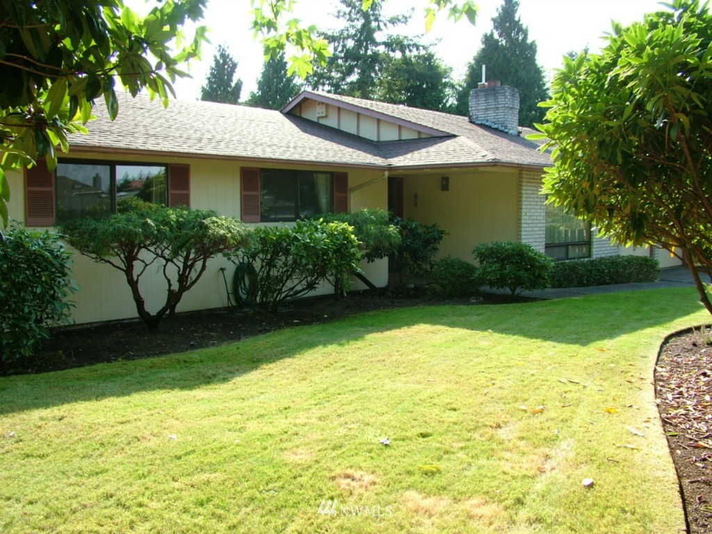 4519 Northeast 24th Street Renton, WA 98059 - Photo 9 of 15 Gallery Image 9