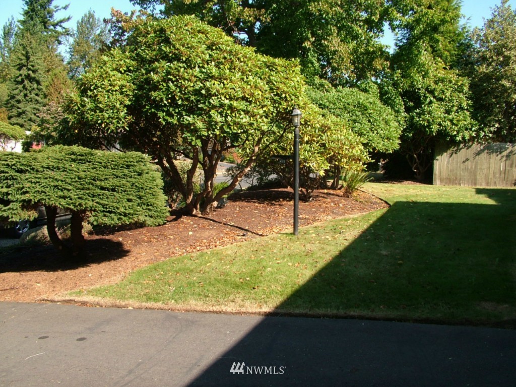 4519 Northeast 24th Street Renton, WA 98059 - Photo 10 of 15 Gallery Image 10