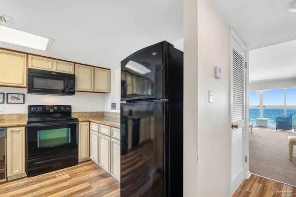 $515,000 | 1007 West Beach Boulevard, Unit 53, Gulf Shores, AL 36542