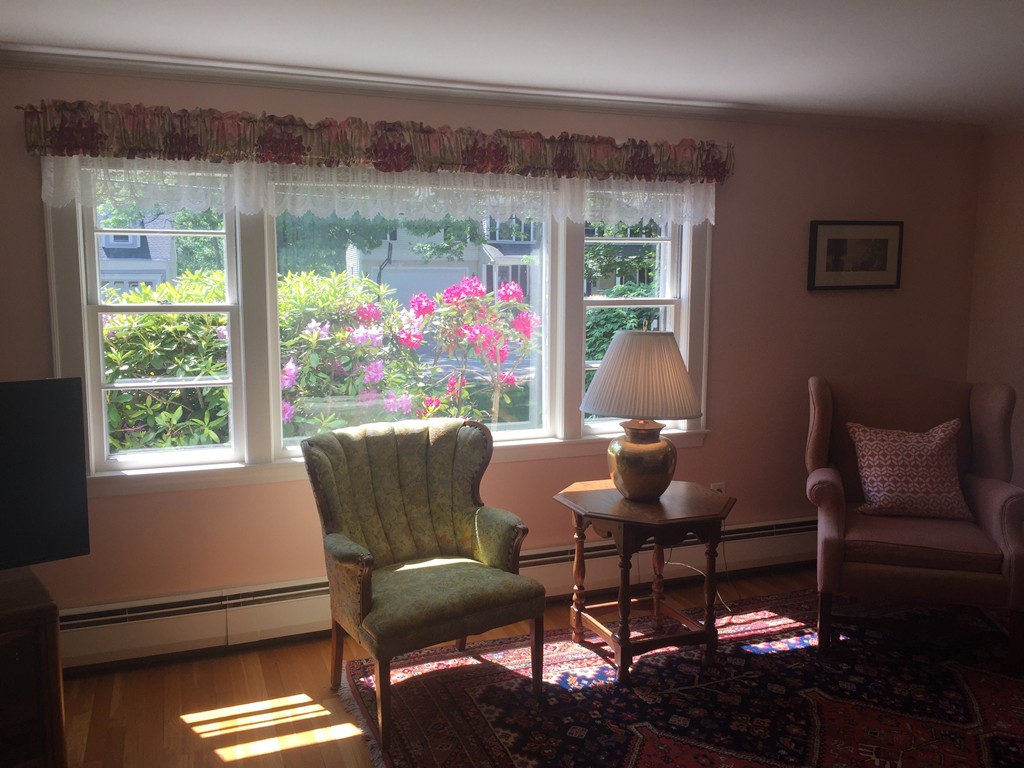 65 Croft Regis Road Westwood, MA 02090 - Photo 3 of 17 Gallery Image 3