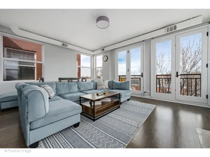 $2,500 | 2401 West Lexington Street, Unit 4, Chicago, IL 60612