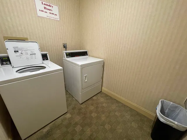 $1,822 | 147 Eastern Avenue, Unit 101, Manchester, NH 03104