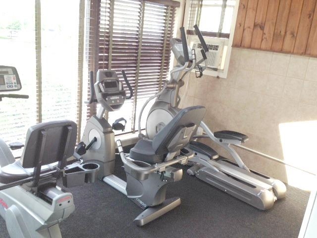 147 Eastern Avenue, Unit 101 Manchester, NH 03104 - Photo 35 of 38