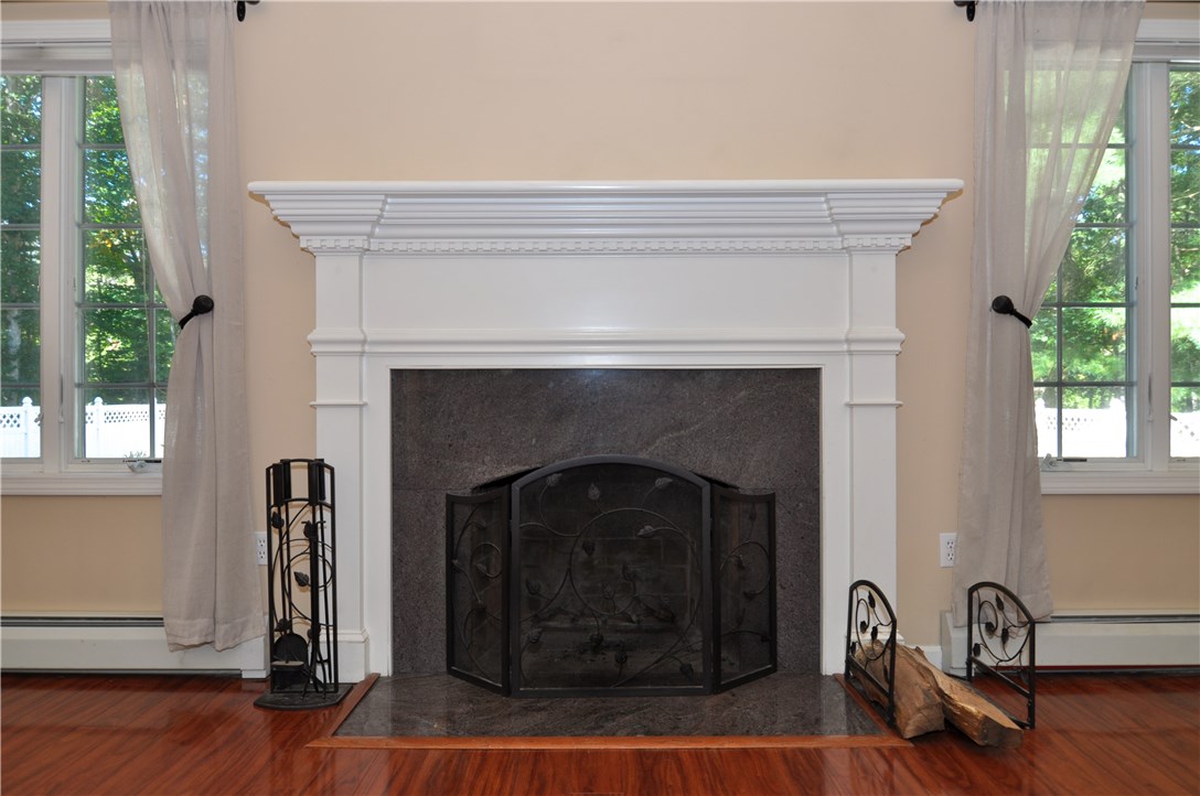 169 Burnt Hill Road Scituate, RI 02831 - Photo 11 of 36