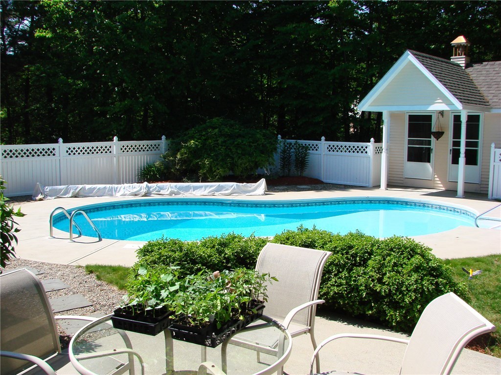 169 Burnt Hill Road Scituate, RI 02831 - Photo 5 of 36