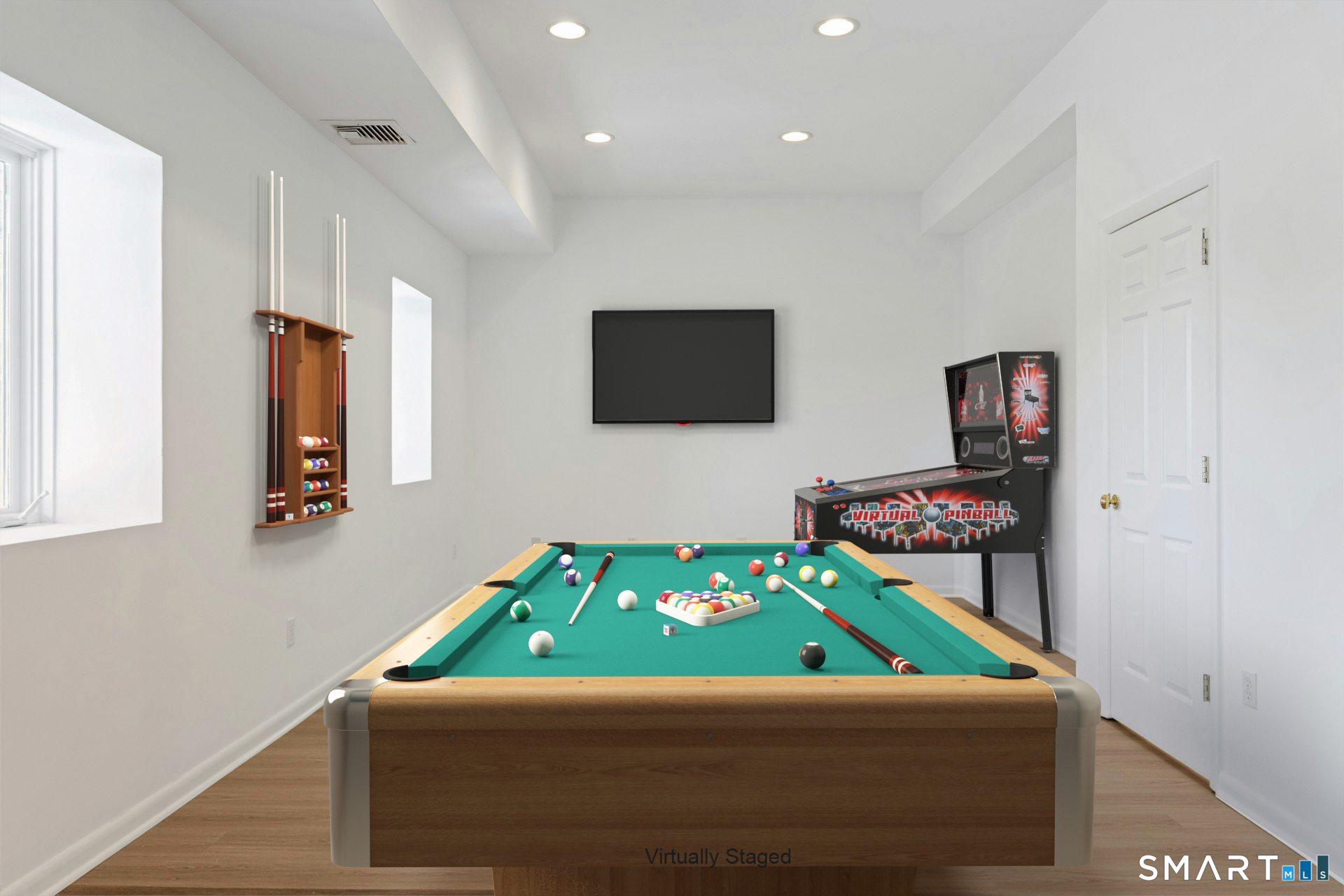 192 Frenchtown Road Bridgeport, CT 06606 - Photo 18 of 28 Entertainment room