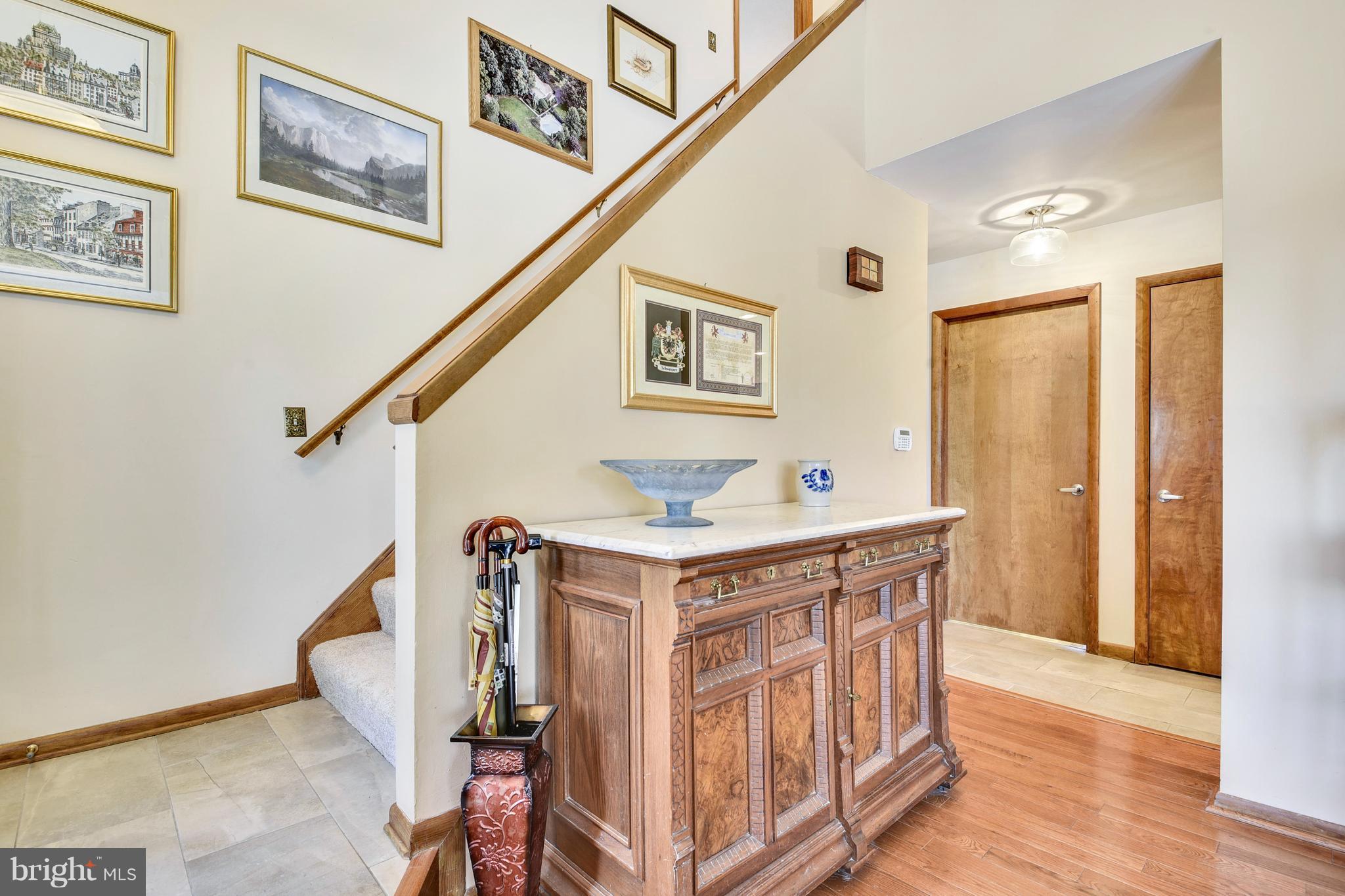 2800 Anderson Road White Hall, MD 21161 - Photo 7 of 30 Foyer area