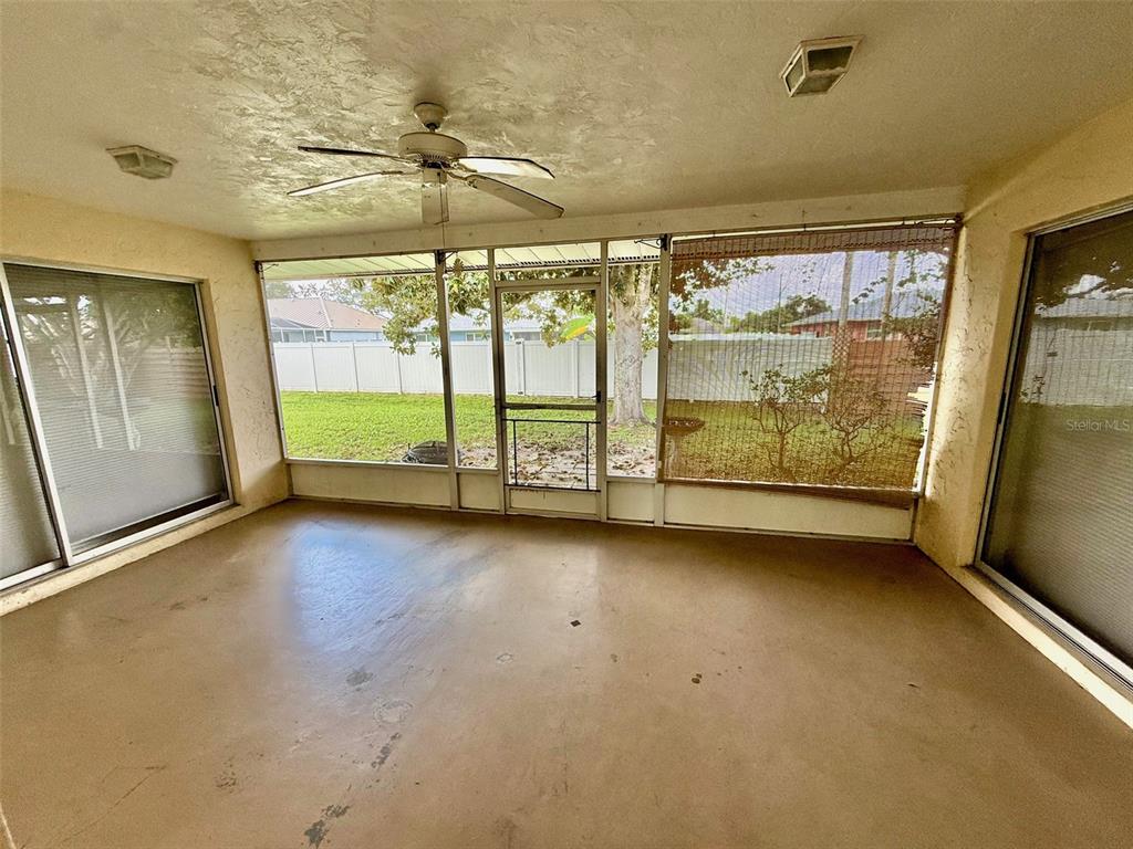 5109 Medalist Road Sarasota, FL 34243 - Photo 16 of 19 Gallery Image 16