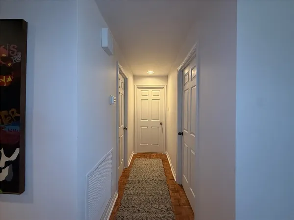 $3,000 | 15 Greenway Plaza, Unit 10D, Houston, TX 77046