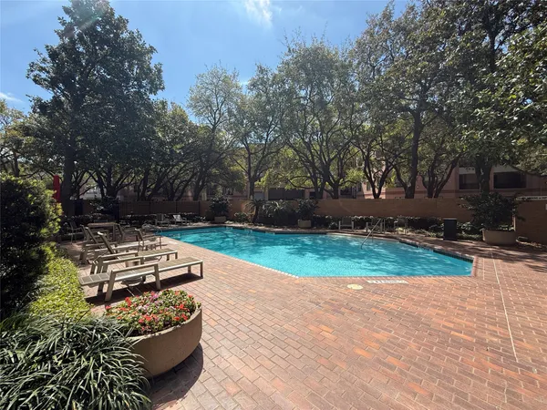 $3,000 | 15 Greenway Plaza, Unit 10D, Houston, TX 77046