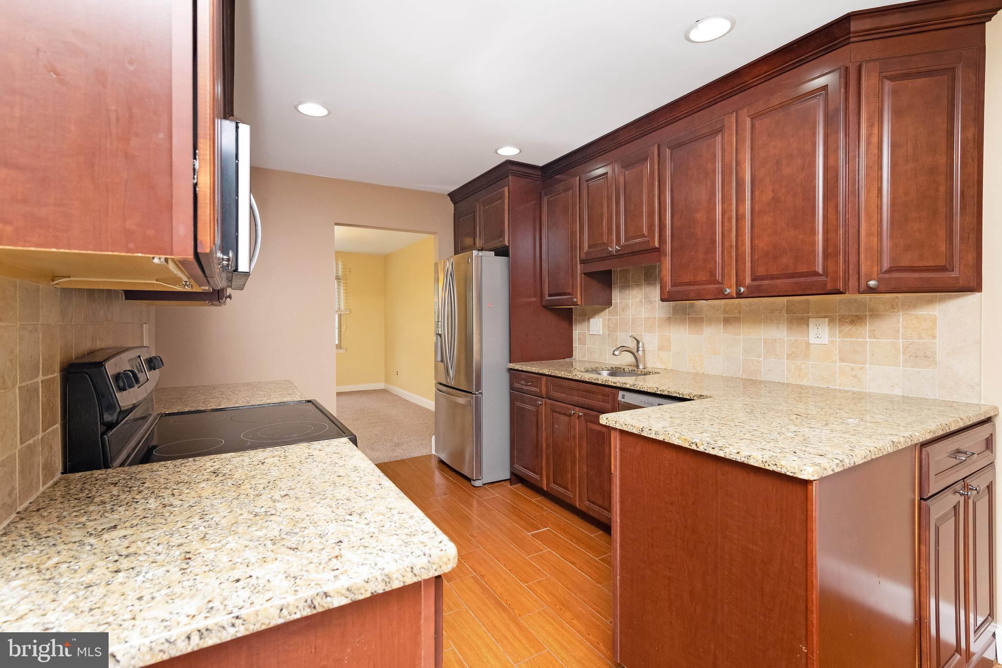 21 Devonshire Road Mount Laurel, NJ 08054 - Photo 12 of 43 Gallery Image 12