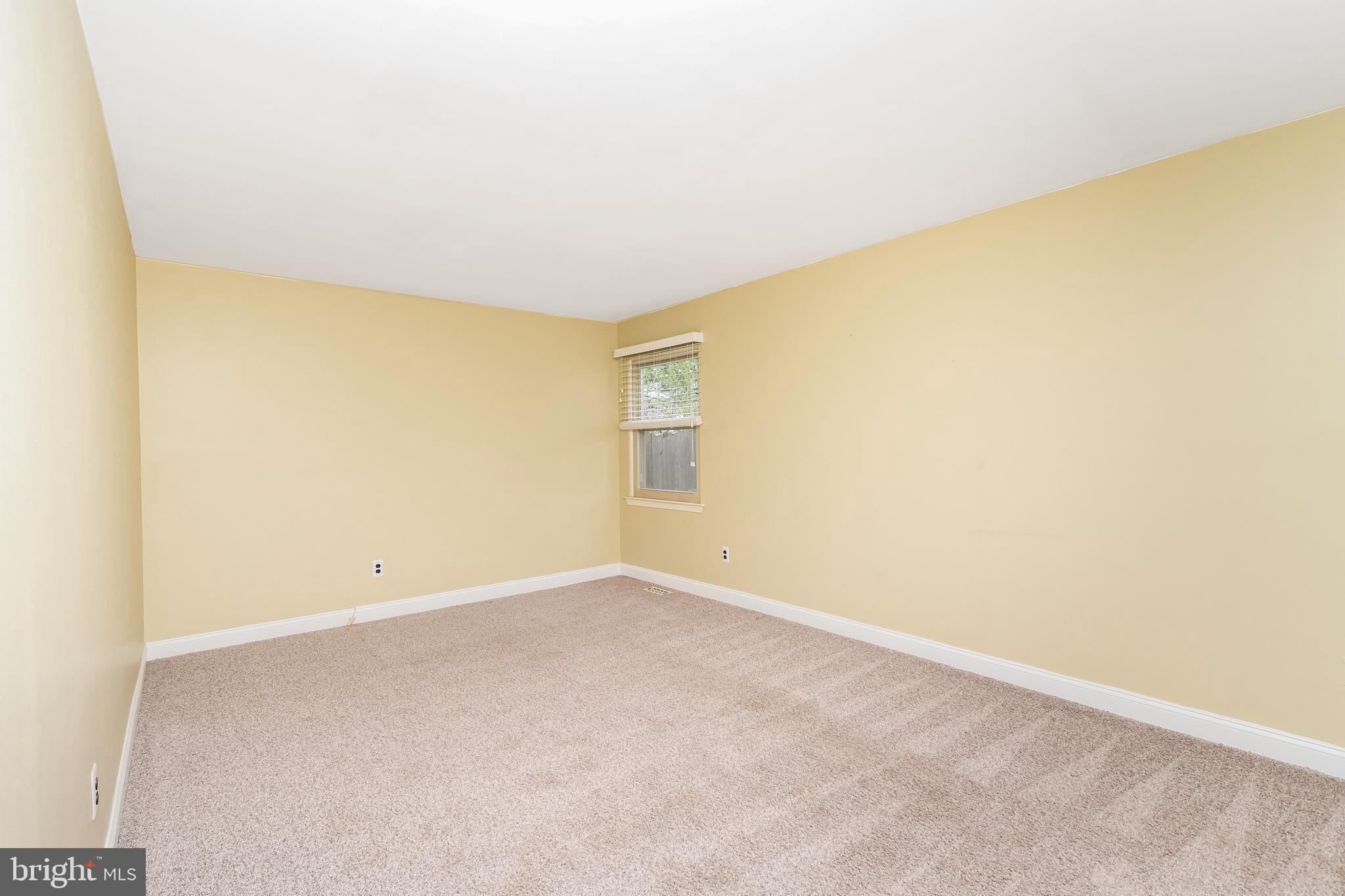 21 Devonshire Road Mount Laurel, NJ 08054 - Photo 5 of 43 Gallery Image 5