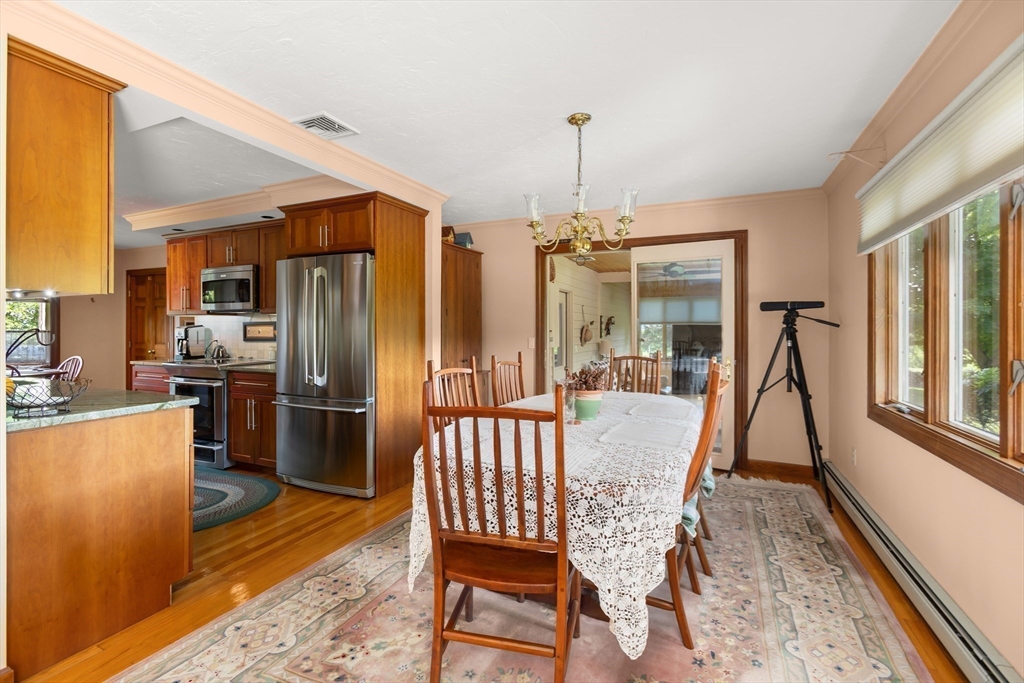 31 Fort Hill Road Oxford, MA 01540 - Photo 19 of 28