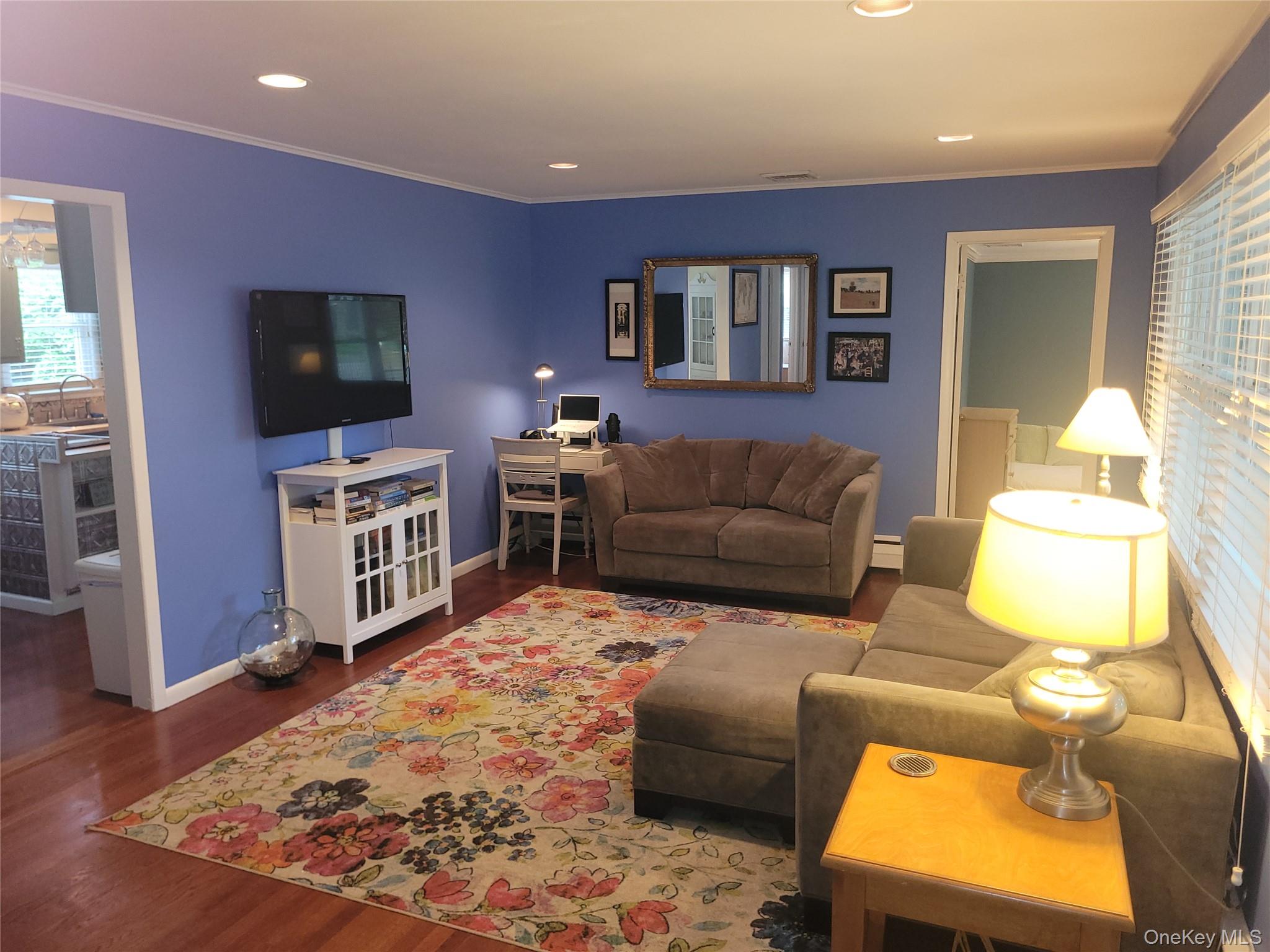 10 Graham Road Hampton Bays, NY 11946 - Photo 8 of 30