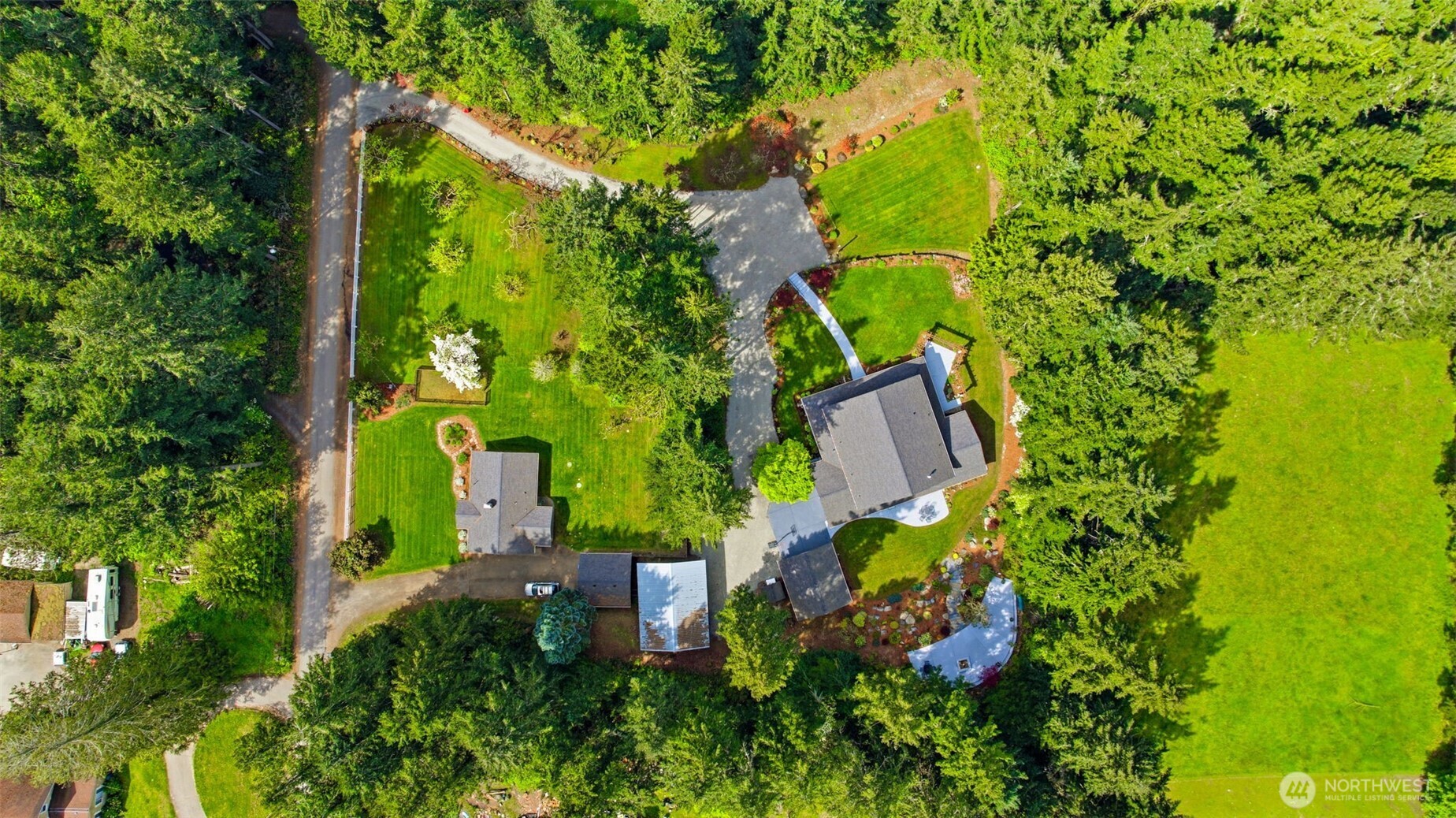 252 Northwest Sigurd Hanson Road Poulsbo, WA 98370 - Photo 28 of 39