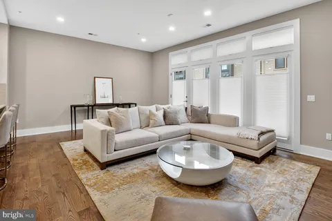 $1,419,000 | 432 Barlow Place, Bethesda, MD 20814