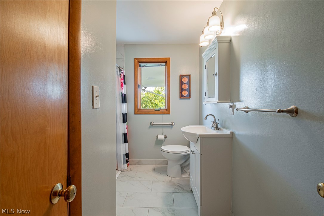 2853 Reeves Road Northeast Warren, OH 44483 - Photo 21 of 34 Gallery Image 21