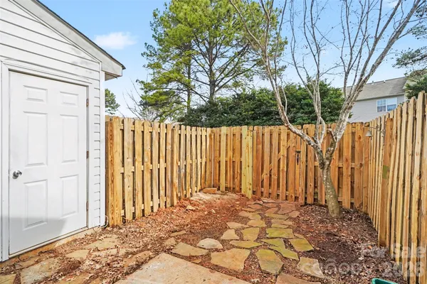 $229,700 | 6416 St Bernard Way, Charlotte, NC 28269