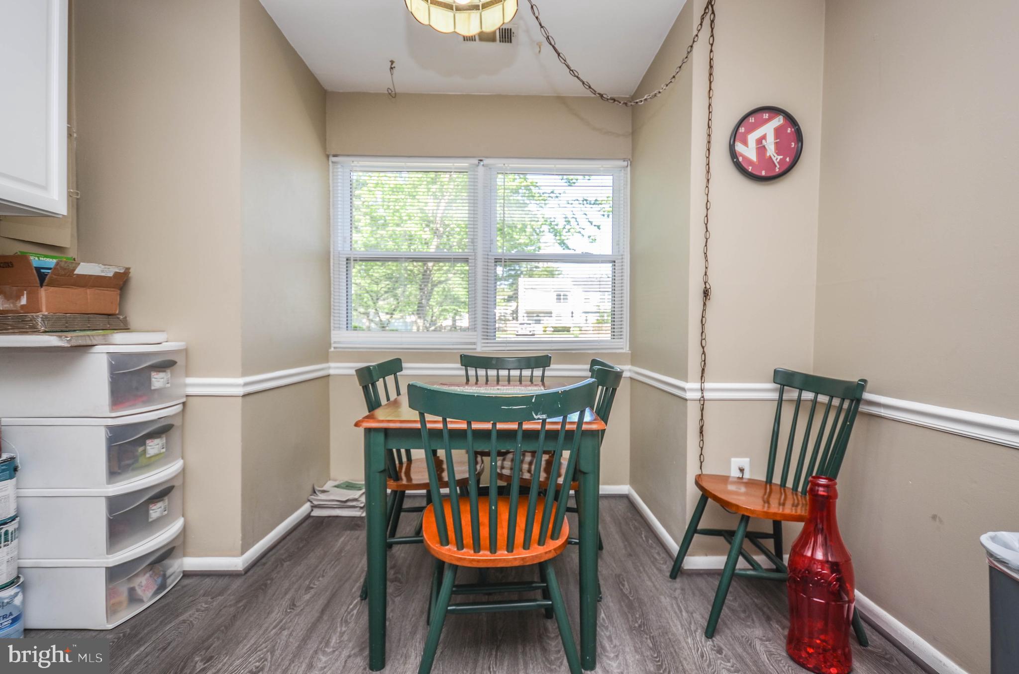 17501 Hoskinson Road Poolesville, MD 20837 - Photo 17 of 47 Big window offering natural light
