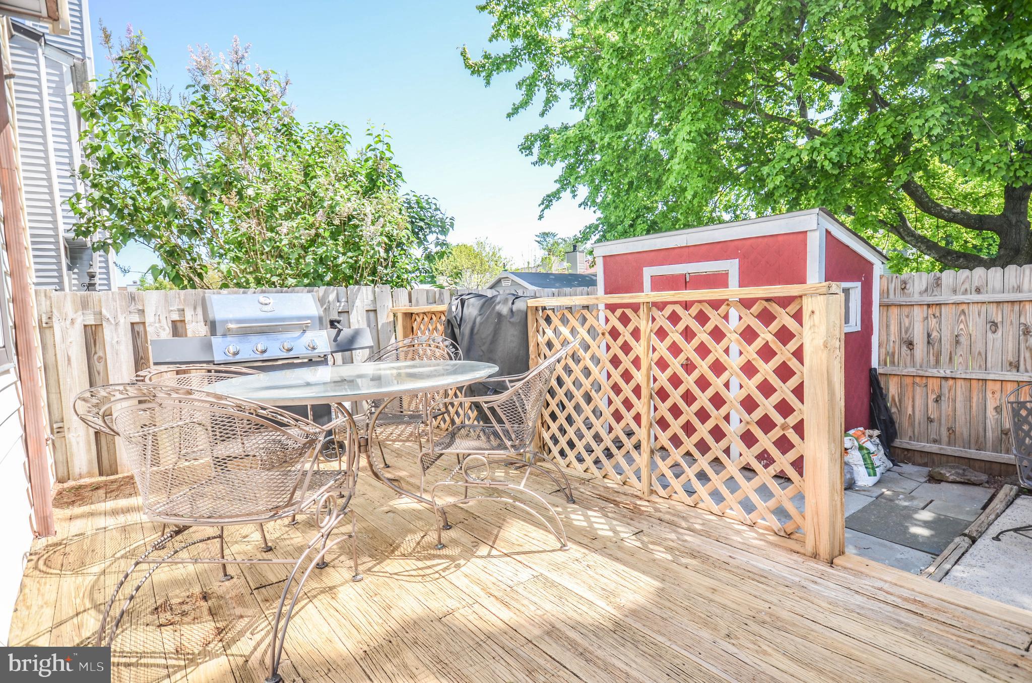 17501 Hoskinson Road Poolesville, MD 20837 - Photo 33 of 47 Wonderful deck off the living room