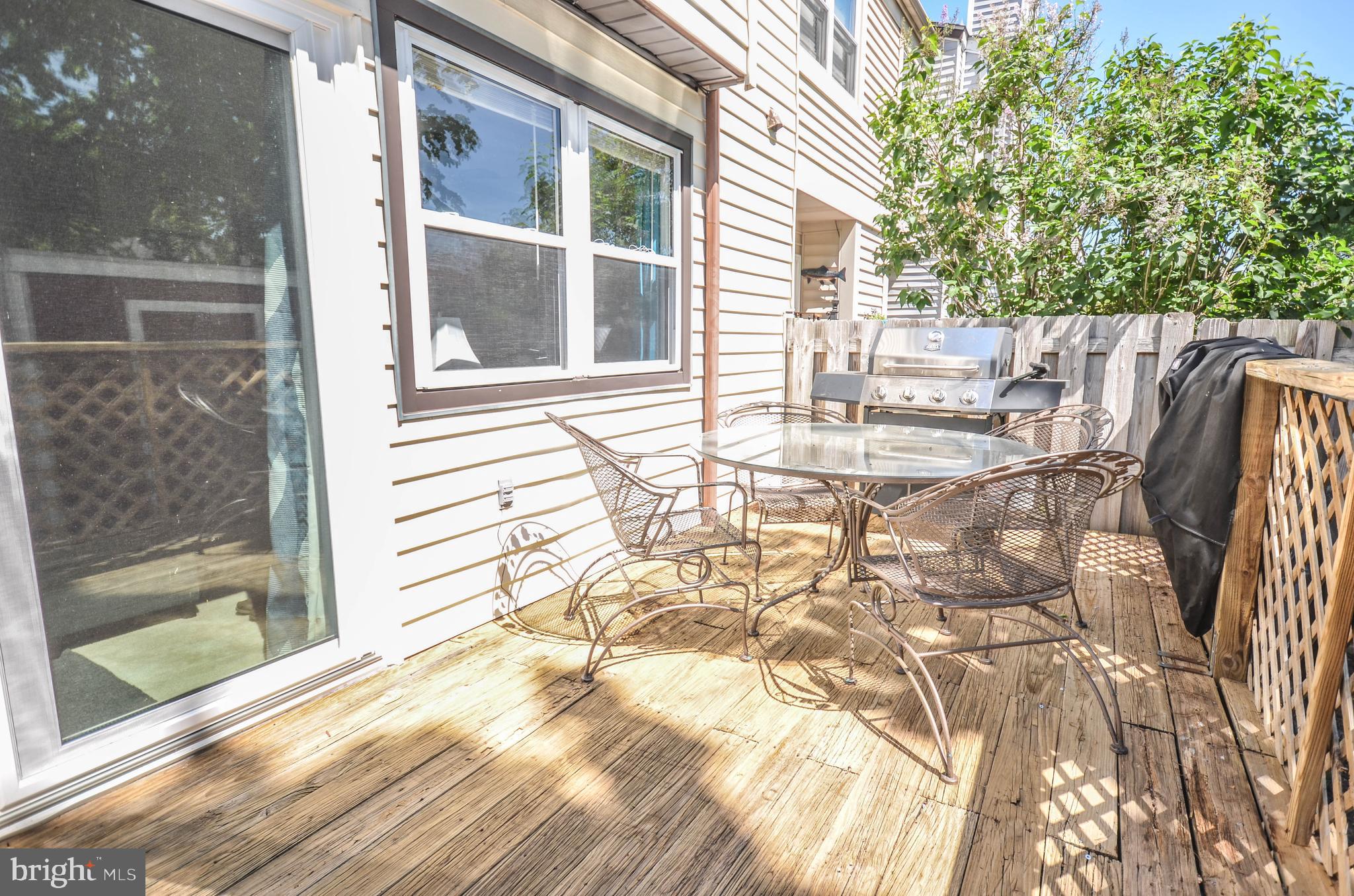 17501 Hoskinson Road Poolesville, MD 20837 - Photo 34 of 47 Deck