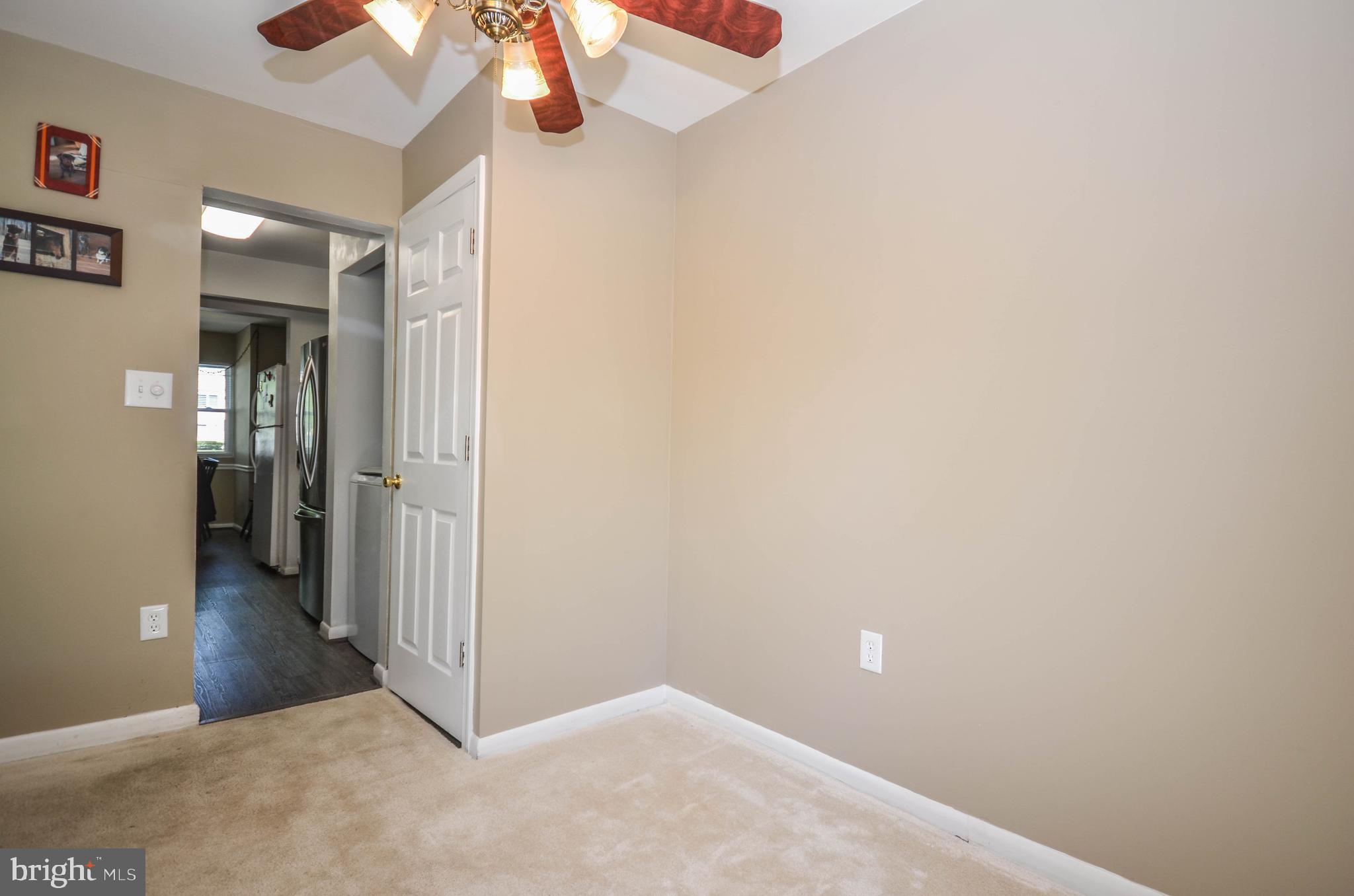 17501 Hoskinson Road Poolesville, MD 20837 - Photo 8 of 47 Dining room flows into kitchen