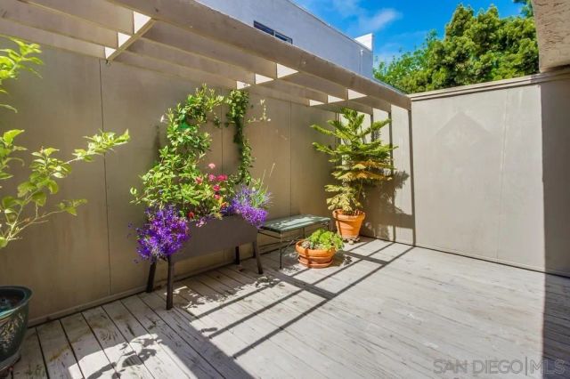 a vase of flowers sitting on a table