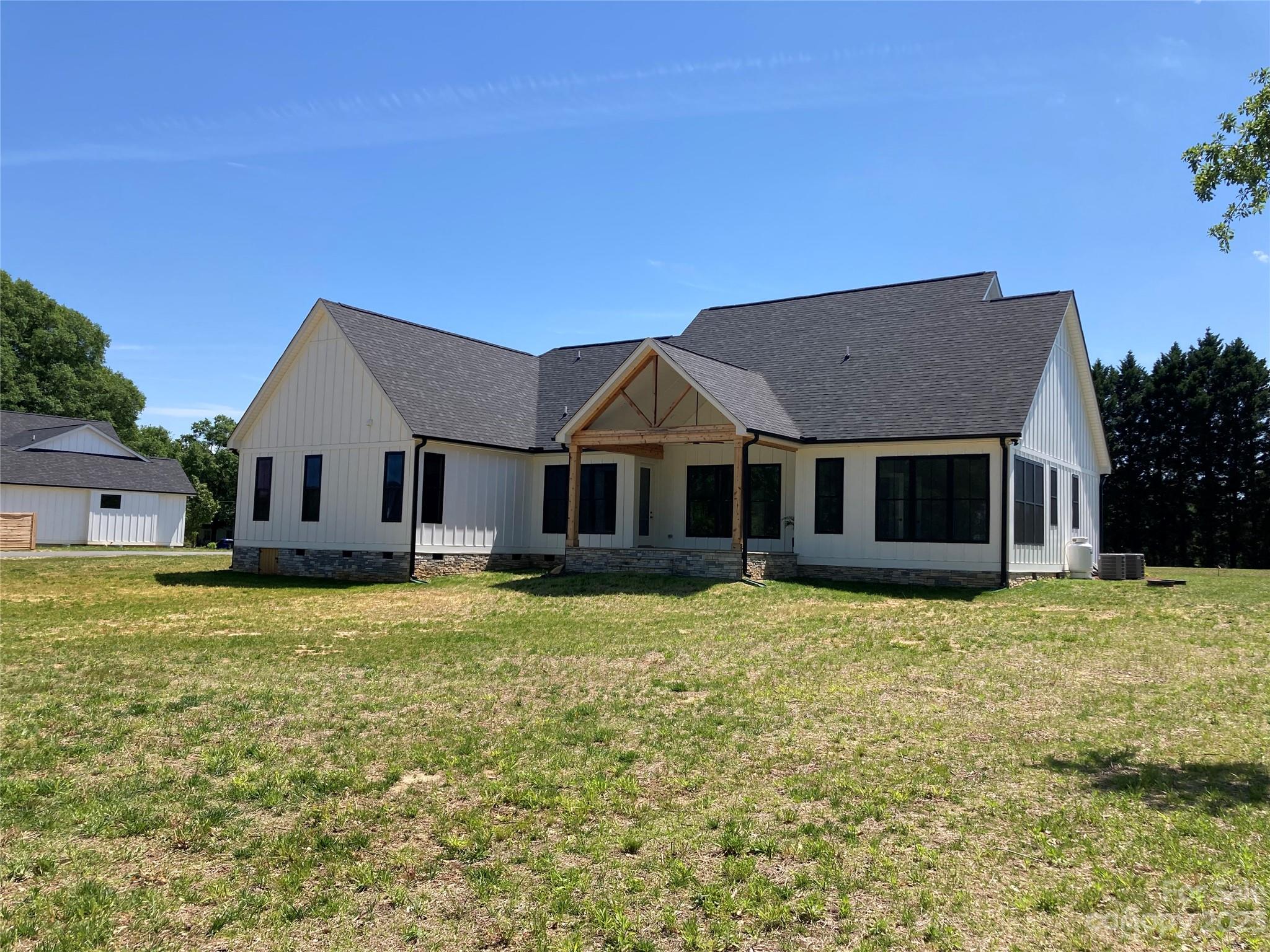115 Killian Road, Unit 1 Stanley, NC 28164 - Photo 8 of 32 Gallery Image 8