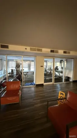 $42,999 | 210 North 17th Street, Unit 907, St. Louis, MO 63103