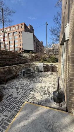 $42,999 | 210 North 17th Street, Unit 907, St. Louis, MO 63103