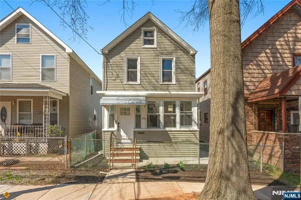 $469,000 | 272 Burgess Place, Clifton, NJ 07011