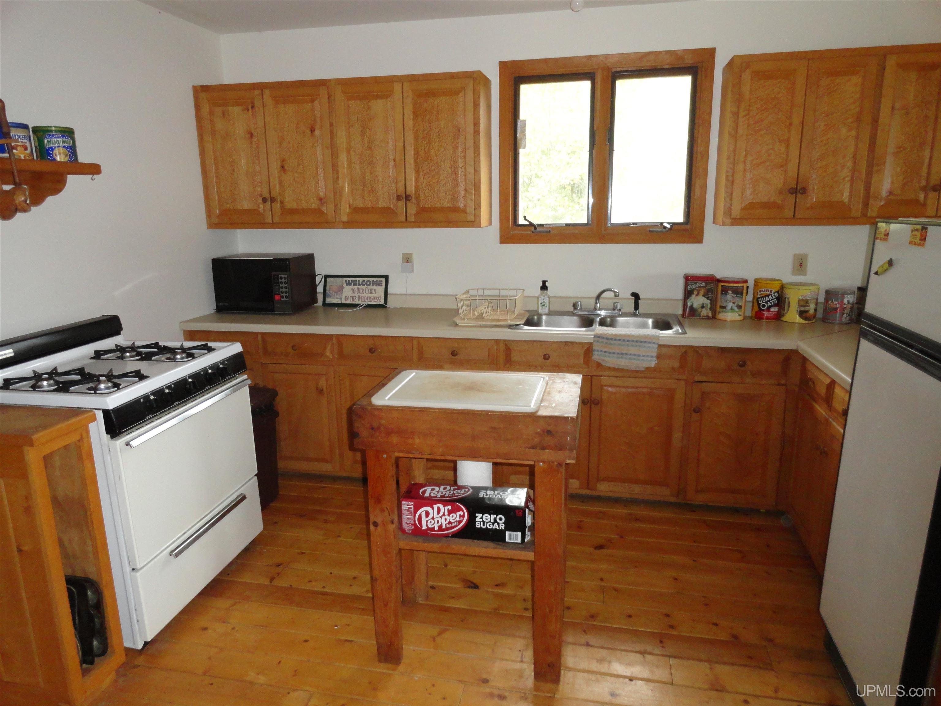 Tbd Tbd Granite Point Road Marquette, MI 49855 - Photo 19 of 41