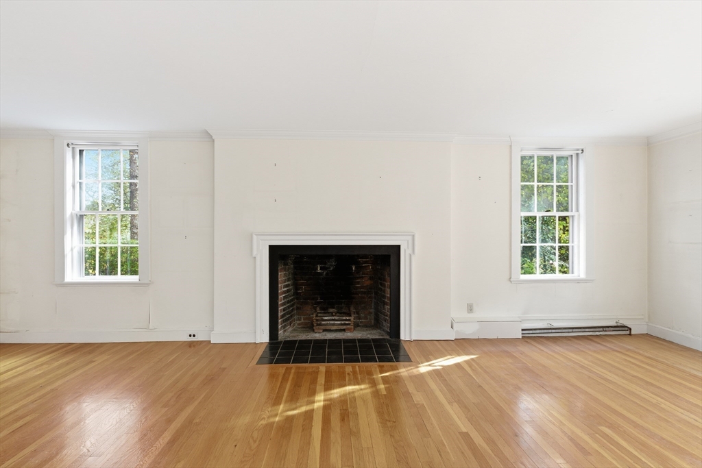 12-14 Gray Gardens West Cambridge, MA 02138 - Photo 18 of 39