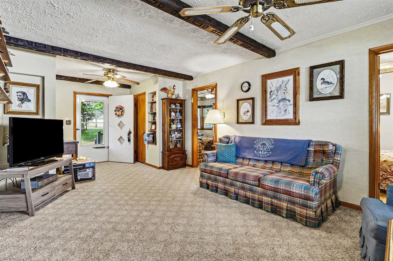 60779 West Oak Drive Decatur, MI 49045 - Photo 8 of 33