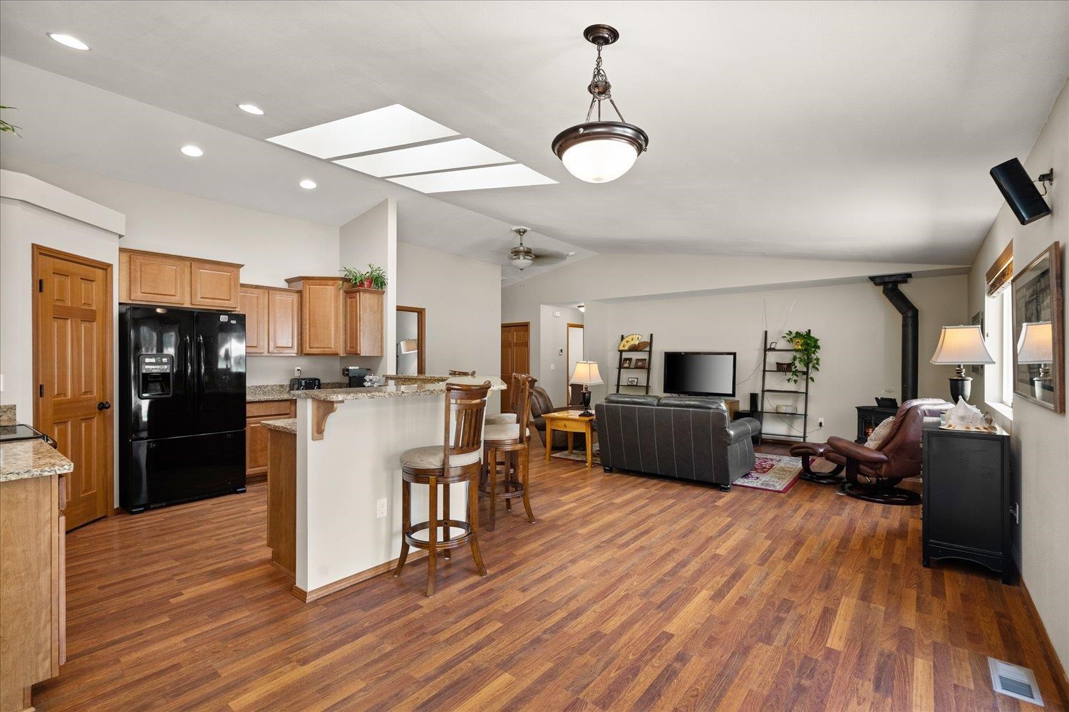 4600 Bellstar Road Clayton, WA 99110 - Photo 12 of 45