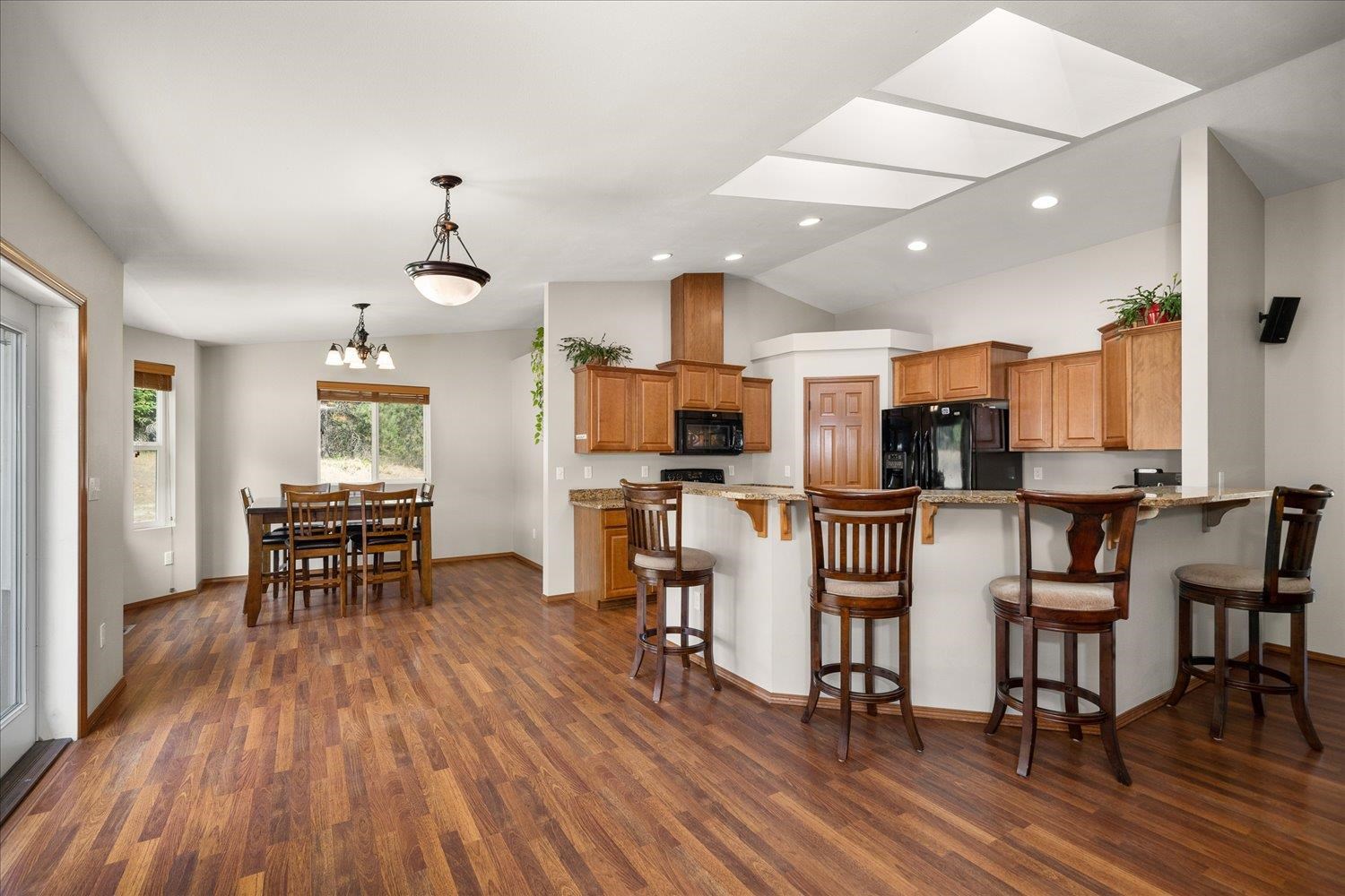 4600 Bellstar Road Clayton, WA 99110 - Photo 6 of 45