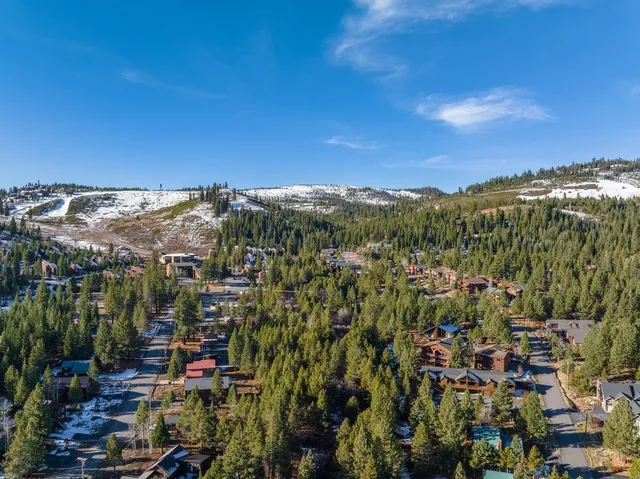 $879,000 | 16725 Ski Slope Way, Unit 5, Truckee, CA 96161