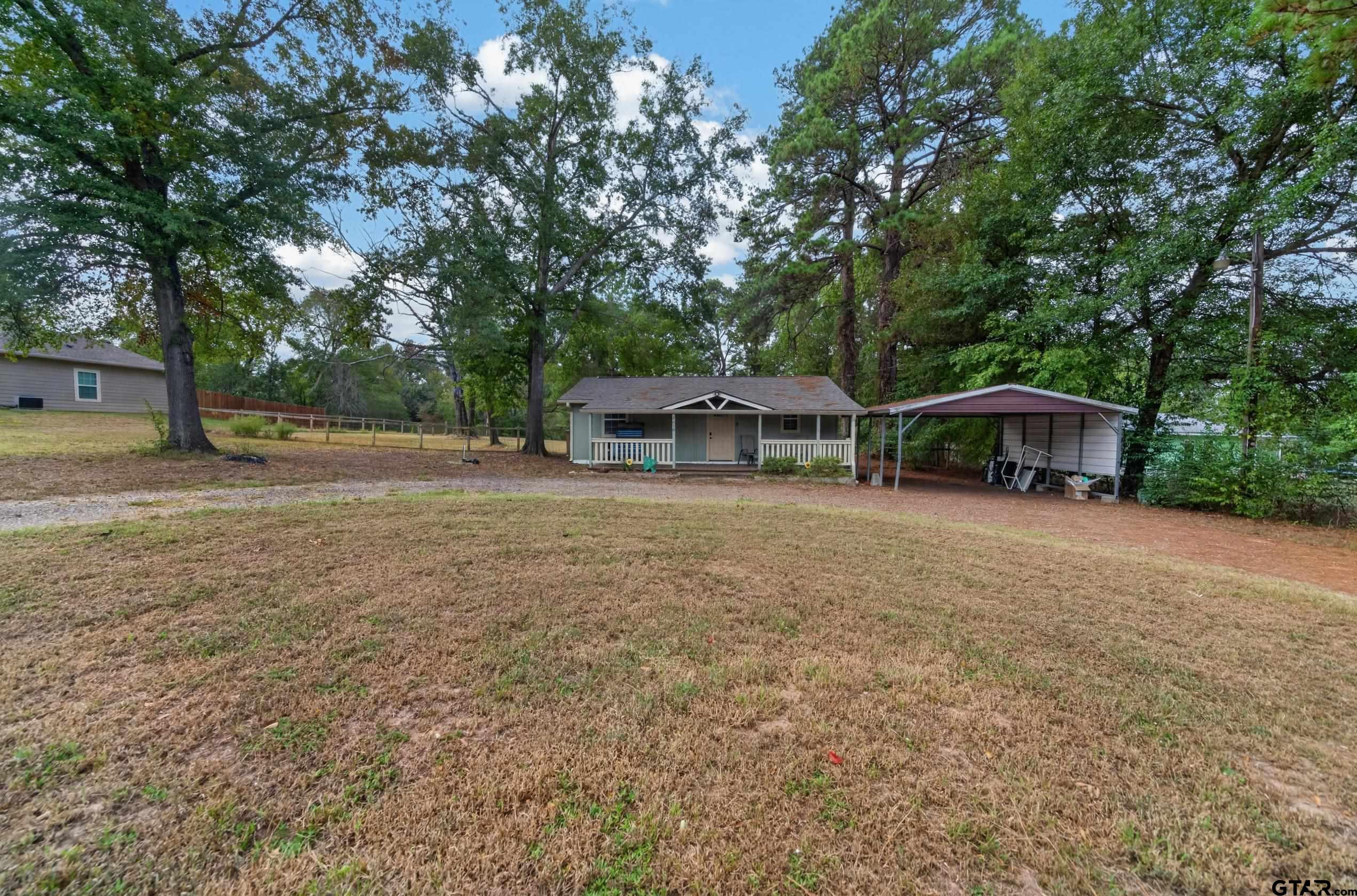 1618 Samples Road Kilgore, TX 75662 - Photo 1 of 20 Gallery Image 1