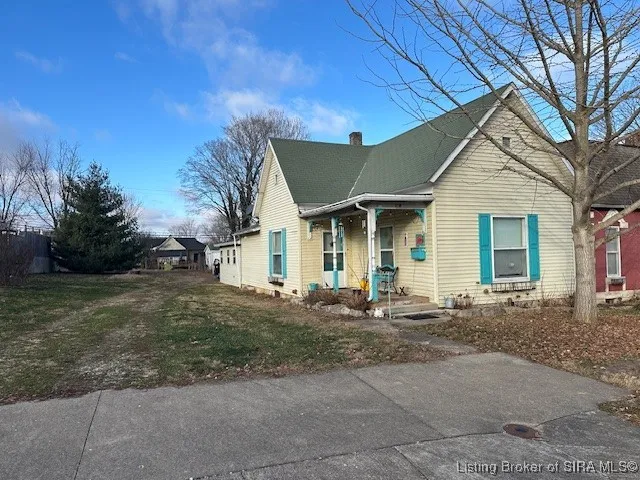 $155,000 | 604 North Main Street, Salem, IN 47167