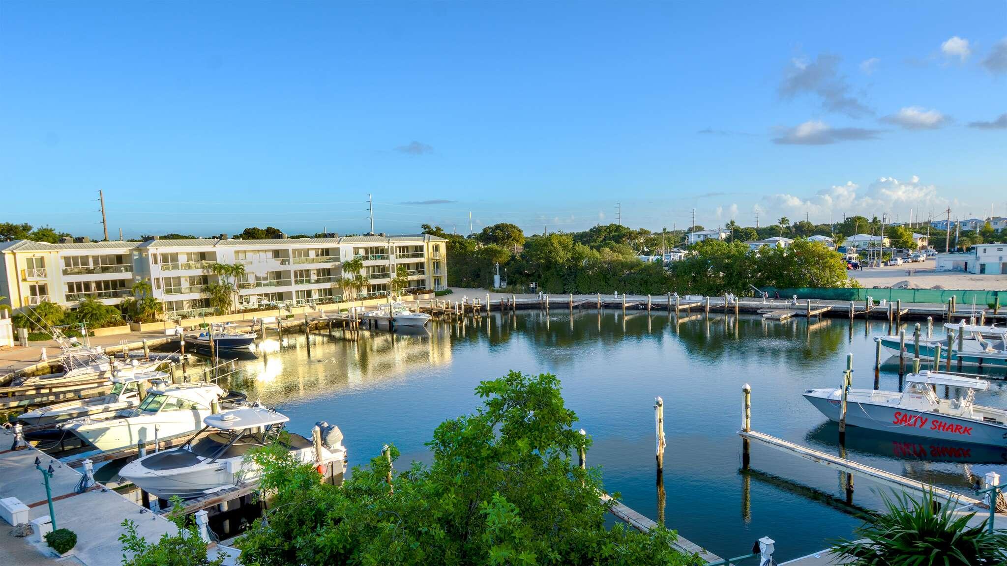 97501 Overseas Highway, Unit 809 Key Largo, FL 33037 - Photo 2 of 41 Large boats welcome!
