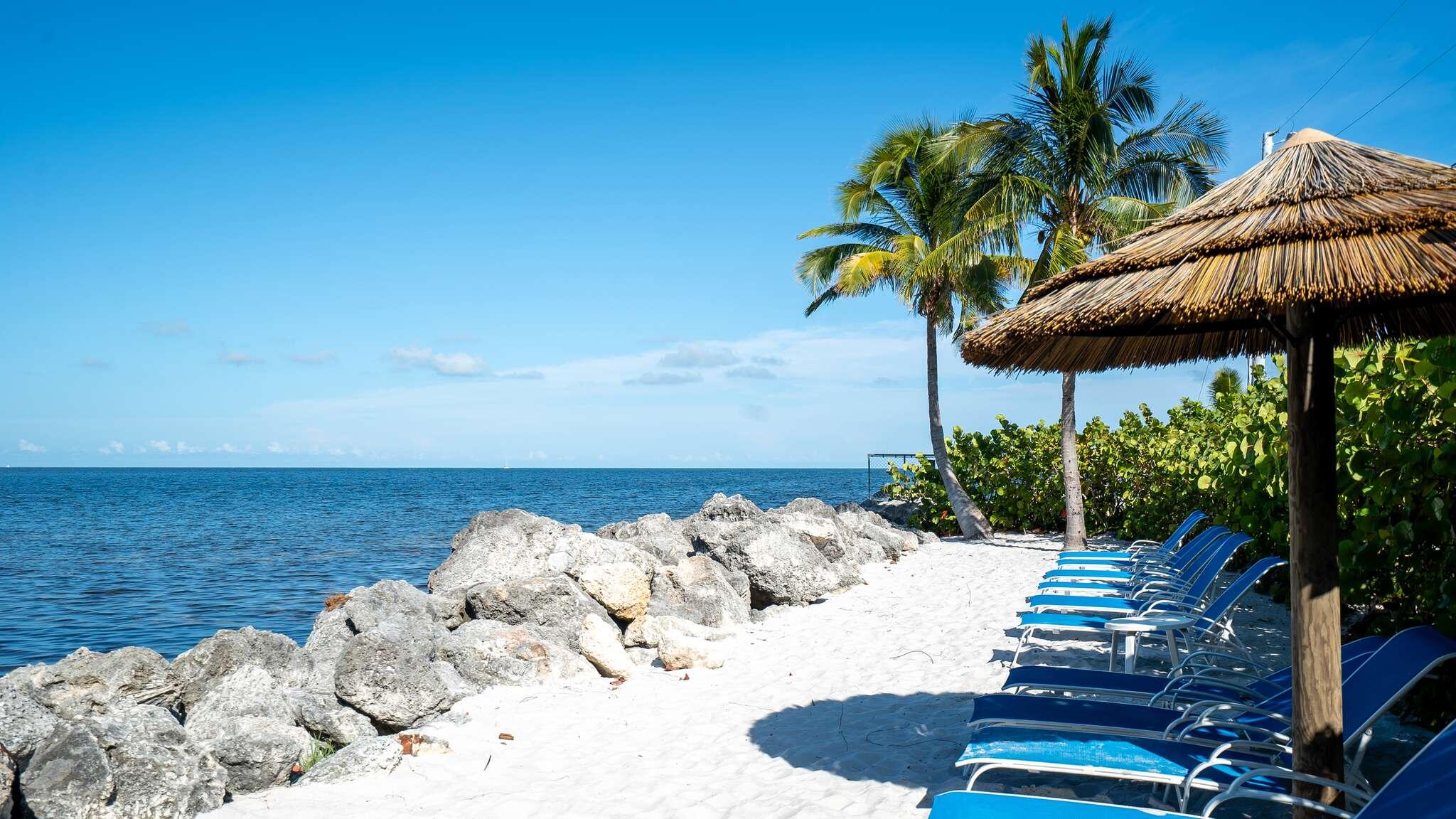 97501 Overseas Highway, Unit 809 Key Largo, FL 33037 - Photo 28 of 41 Sandy beach & sunrises